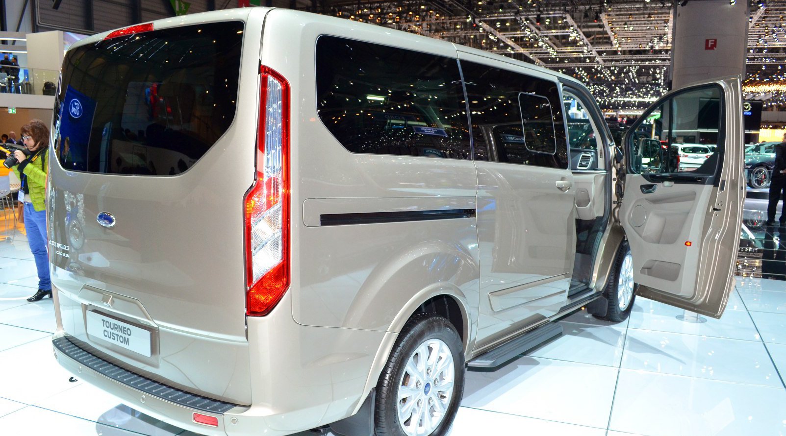 Ford Tourneo Custom technische daten und verbrauch
